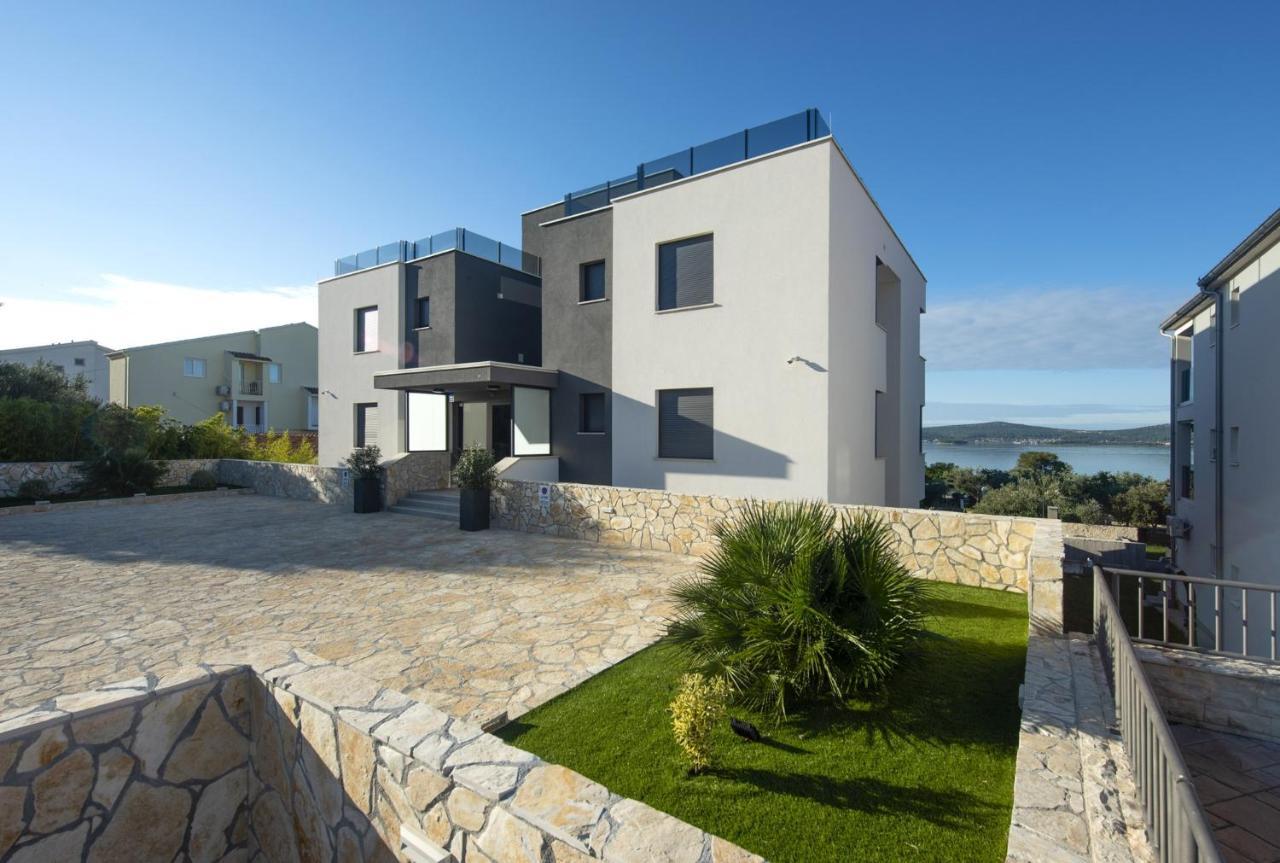 Family Friendly Apartments With A Swimming Pool Sveti Filip I Jakov, Biograd - 19325 Екстер'єр фото
